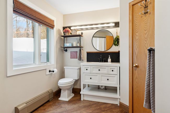 Beautiful vanity with plenty of storage | Image 17