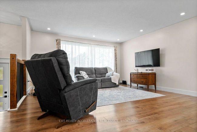 524 Huffman Rd, House other with 4 bedrooms, 2 bathrooms and 10 parking in Yarker ON | Image 5