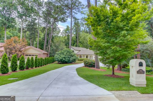 770 Crest Valley Dr, Sandy Springs, GA, 30327-4657 | Card Image