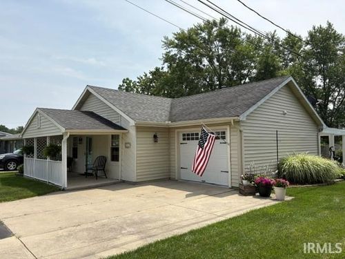 2727 Sterling St, Fort Wayne, IN, 46808-1072 | Card Image