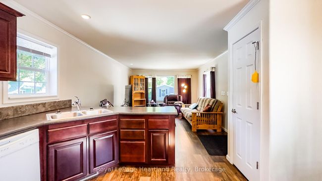 10 Bloomsbury Dr, Home with 2 bedrooms, 1 bathrooms and 2 parking in Goderich ON | Image 21
