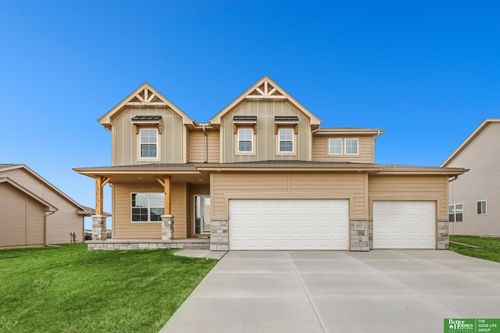 19952 Cinnamon St, Omaha, NE, 68135-4307 | Card Image