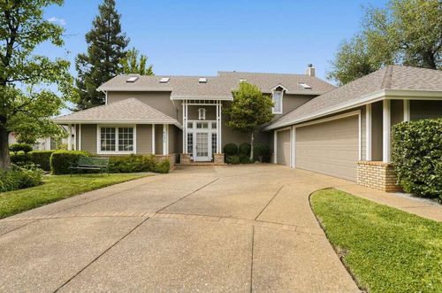 6050 Gleneagles Ct, Redding, CA, 96003-9794 | Card Image