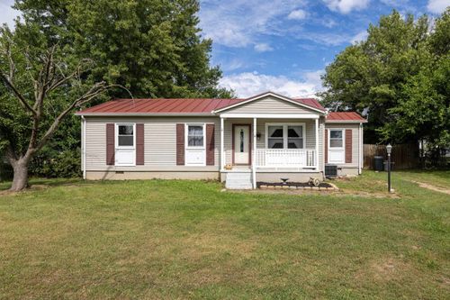 16 Shen Valley Dr, Weyers Cave, VA, 24486-2520 | Card Image