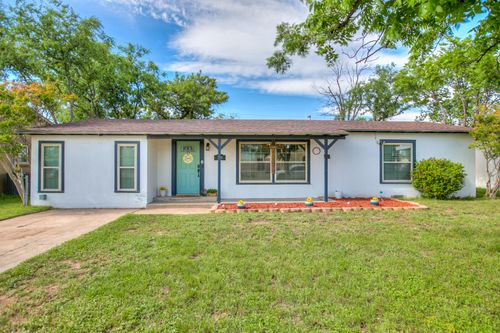 318 Penrose St, San Angelo, TX, 76903-8640 | Card Image