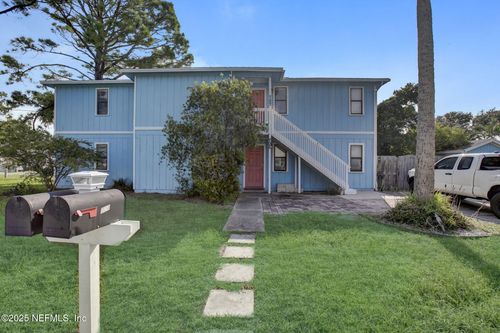725 7th Ave S, Jacksonville Beach, FL, 32250-5241 | Card Image