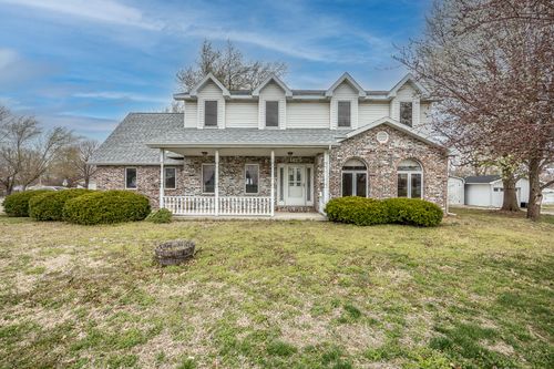 1429 W Locust St, Bolivar, MO, 65613-1315 | Card Image