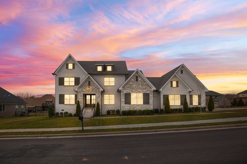 805 Regimental Dr, Hermitage, TN, 37076-2300 | Card Image