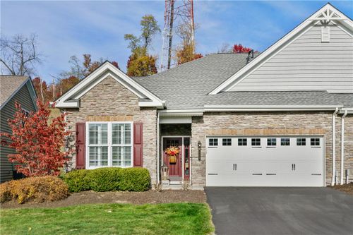 129 Gateway Dr, Ohio Twp, PA, 15237 | Card Image