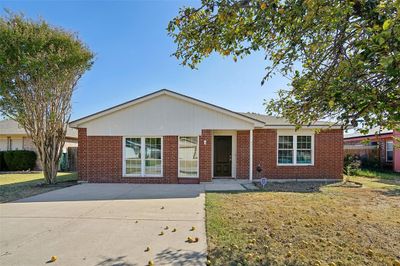 Welcome Home - 824 McCully Street Fort Worth, TX 76108 | Image 1