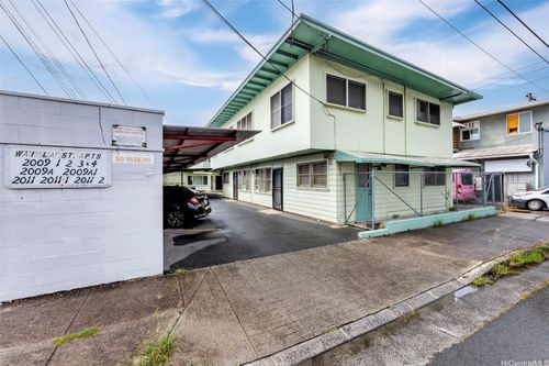 2009 Waiola St, Honolulu, HI, 96826-6708 | Card Image