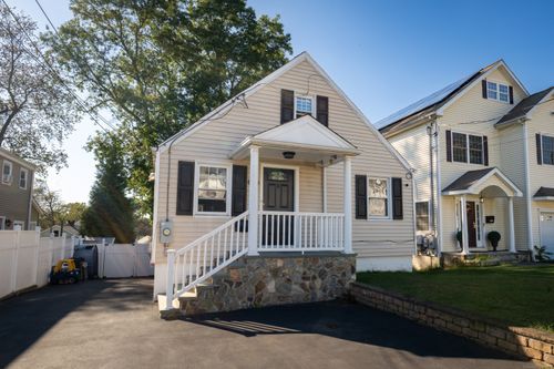 51-1/2 Magnolia Ave, Norwalk, CT, 06850-3634 | Card Image