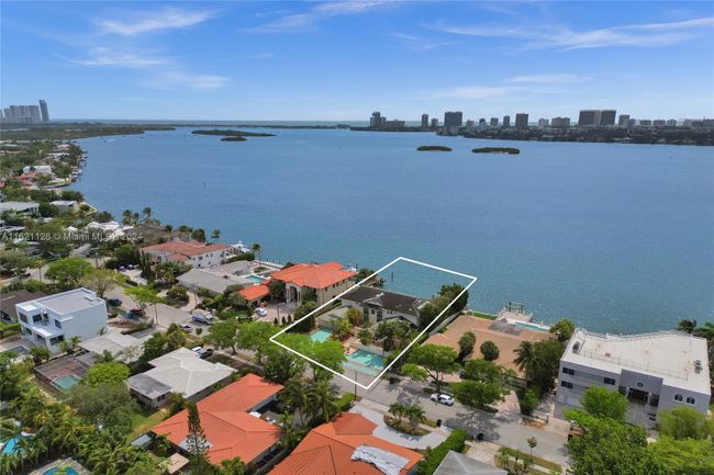 12455 Keystone Island Dr, House other with 7 bedrooms, 7 bathrooms and null parking in North Miami FL | Image 5