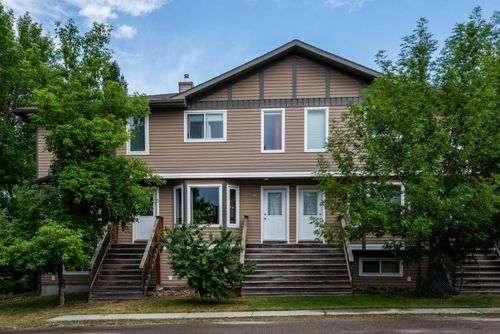 205-30 Wellington Cove, Strathmore, AB, T1P1Z4 | Card Image