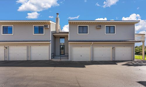 117-14835 Endicott Way, Apple Valley, MN, 55124-6439 | Card Image