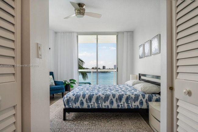 APT-401 - 17050 N Bay Rd, Condo with 2 bedrooms, 2 bathrooms and null parking in Sunny Isles Beach FL | Image 15