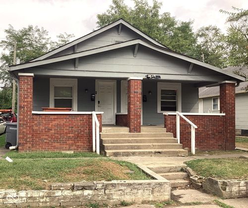 833 N Gladstone Ave, Indianapolis, IN, 46201-2676 | Card Image