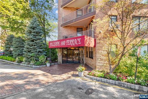 1450 Palisade Ave, Fort Lee, NJ, 07024-5212 | Card Image