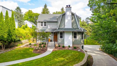 814 10th Ave Sw, Rochester, MN, 55902-6320 | Card Image