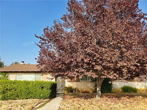  Lilac Lane, Cherry Valley, CA, 92223 | Card Image