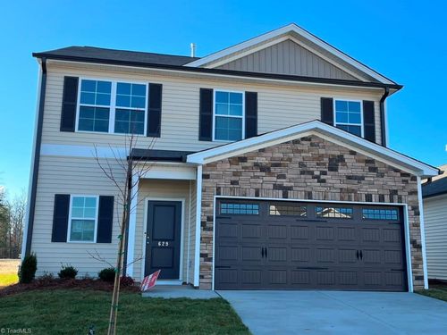 629 Cam Cir, High Point, NC, 27265-1160 | Card Image