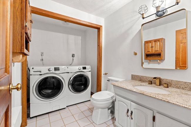 207 Hayden Rd, House other with 4 bedrooms, 4 bathrooms and null parking in Hollis NH | Image 20