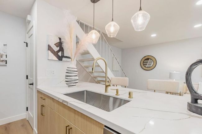 APT-3 - 832 Gilchrist Dr, Townhouse with 2 bedrooms, 1 bathrooms and 2 parking in San Jose CA | Image 10