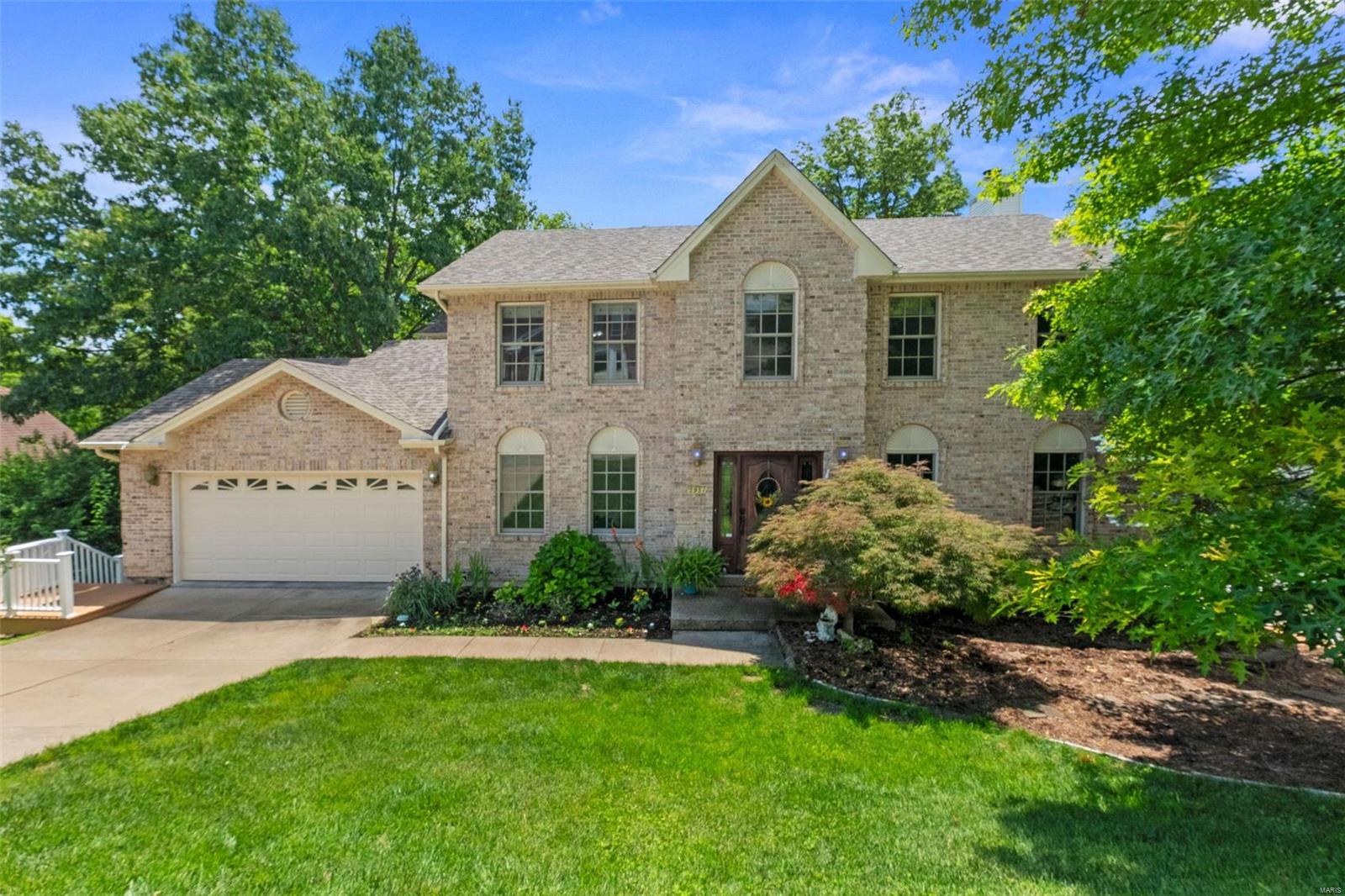 Summerhedge Pl, Saint Louis, MO 63128