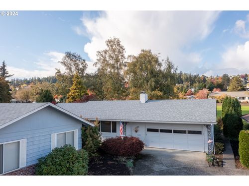 15775 Sw Queen Victoria Pl, King City, OR, 97224-2432 | Card Image