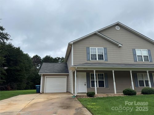 7728 Keistlers Store Rd, Sherrills Ford, NC, 28673-9209 | Card Image