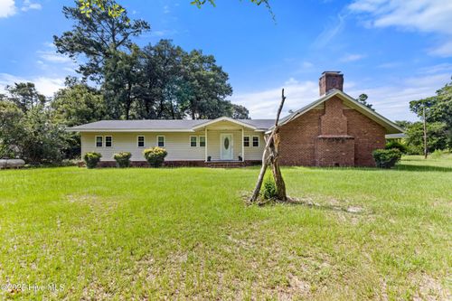 653 Seth Turner Rd, Albertson, NC, 28508-9408 | Card Image