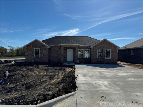 501 Sweet Pea Lane, Madill, OK, 73446 | Card Image