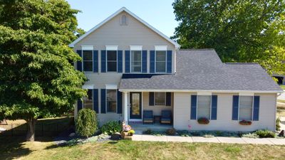 381 Arbor Ridge, House other with 3 bedrooms, 2 bathrooms and null parking in Benton Harbor MI | Image 1