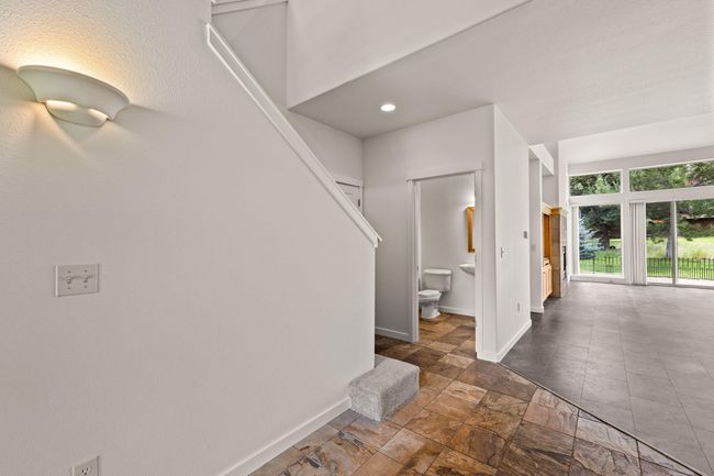 Foyer | Image 6