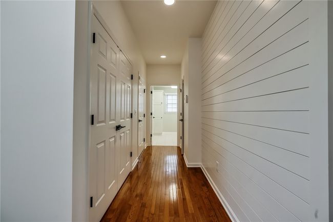 1119 Bay Hill Dr, Condo with 3 bedrooms, 4 bathrooms and 2 parking in Gibsonia PA | Image 5