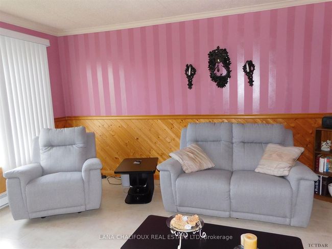 20 Waite Ave, House other with 1 bedrooms, 2 bathrooms and 1 parking in Virginiatown ON | Image 5
