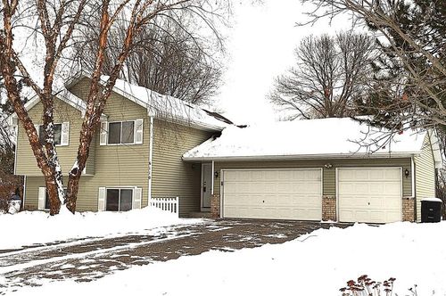 6110 262nd St, Wyoming, MN, 55092-9326 | Card Image