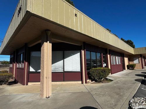 a1-1326 Natividad Rd, Salinas, CA, 93906-3124 | Card Image