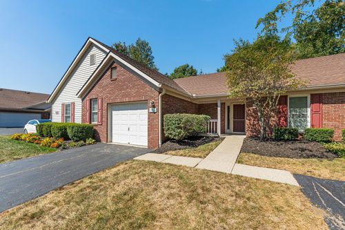 4501 White Leaf Way, Columbus, OH, 43228-6447 | Card Image