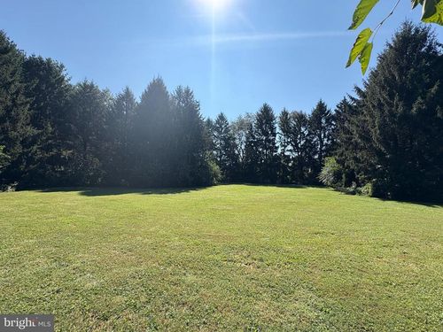 934 Village Rd, LANCASTER, PA, 17602-1719 | Card Image