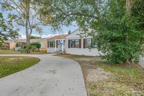 207 Bryant Rd, Pensacola, FL, 32507-3155 | Card Image