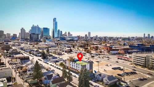 {{alt}} | Card Image