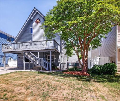 628 Surfside Ave, Virginia Beach, VA, 23451-3626 | Card Image