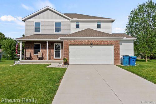 6102 Weyerbacher Dr, Swartz Creek, MI, 48473-8977 | Card Image