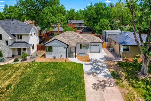 940 Magnolia Street, Denver, CO, 80220 | Card Image