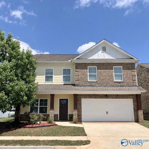 6010 Taramore Ln, Huntsville, AL, 35806-4734 | Card Image
