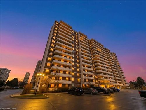 506-3 Lisa Street, Brampton, ON, L6T4A2 | Card Image