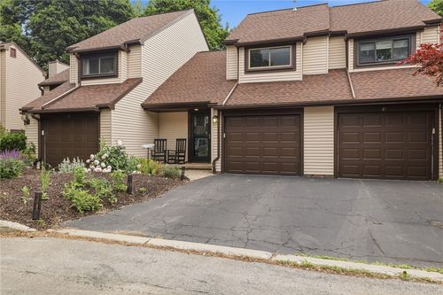 39 Menlo Pl, Rochester, NY, 14620-2717 | Card Image