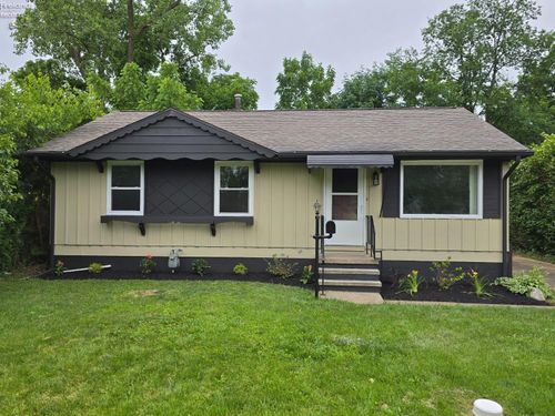 1460 Dixon Dr, Sandusky, OH, 44870-4341 | Card Image
