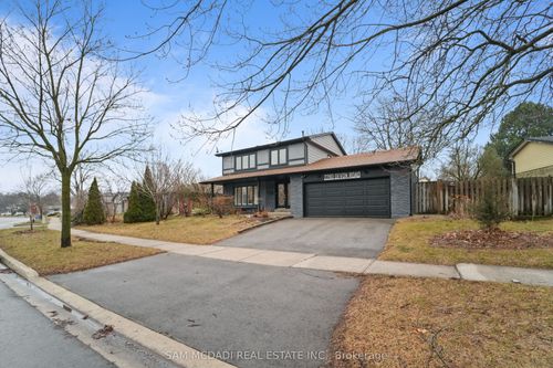 2290 Devon Rd, Oakville, ON, L6J5R4 | Card Image